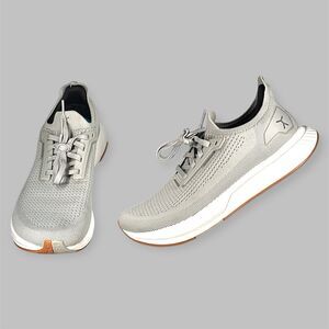 Flux Shoes Adapt Waterproof Runner Gray Mens Size 8 Womens Size 9.5 Athletic